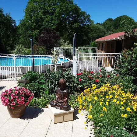 Maison Maton La Roche-l'Abeille ภายนอก รูปภาพ