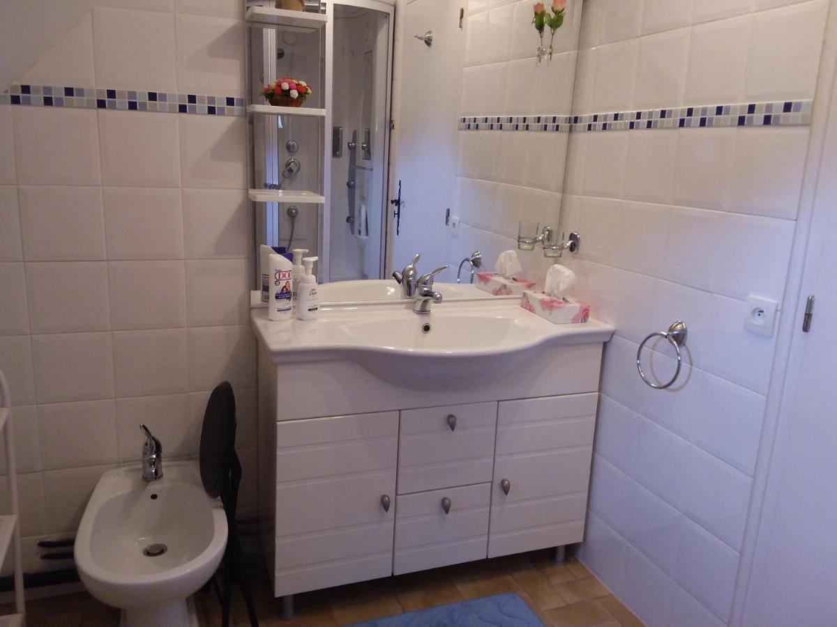 Maison Maton La Roche-l'Abeille ภายนอก รูปภาพ